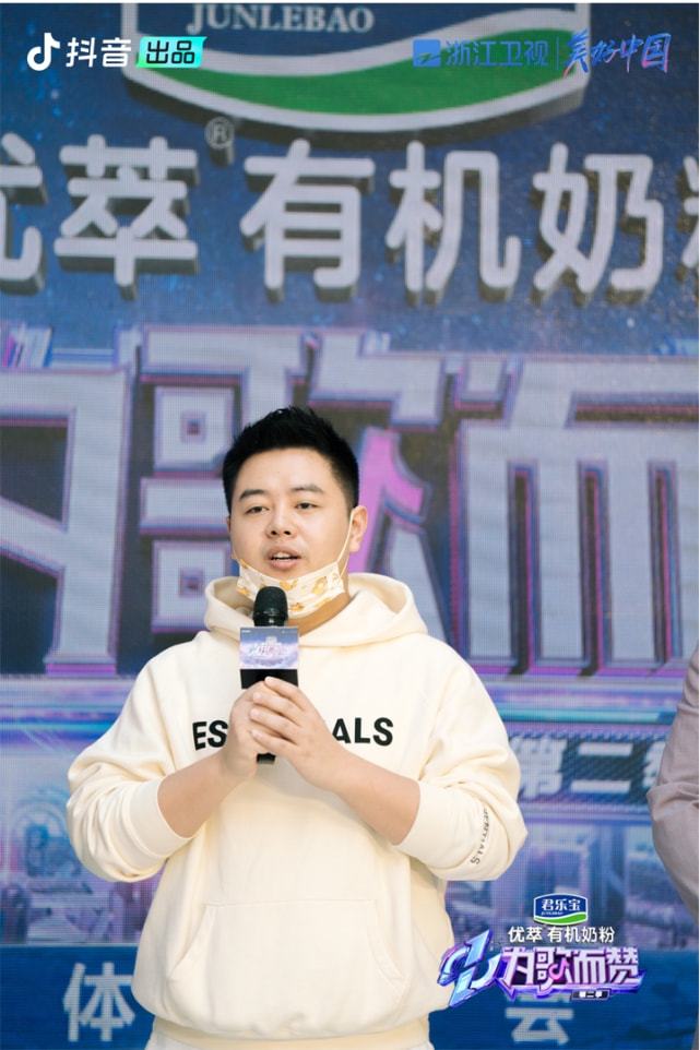 精品毛片在线播放 也可能复制现实不平等
