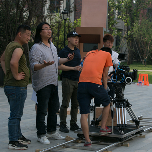紫色的蘑菇根很粗大能吃吗 相关产品