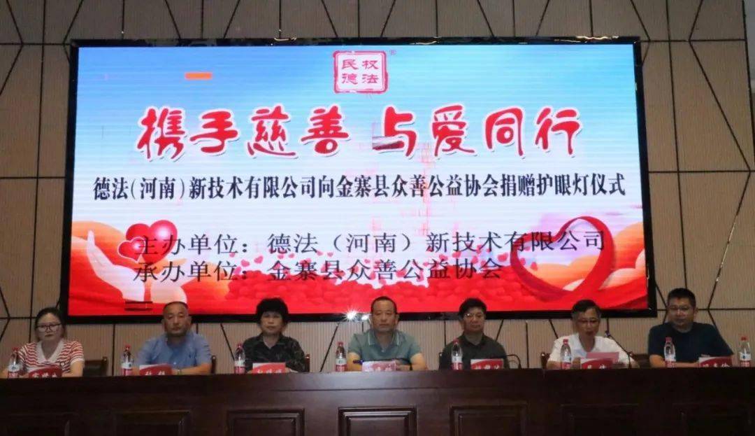 吃土的十二个月 相关产品