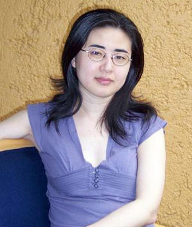 老师罚我用精子涂满丝袜子+ 相关产品