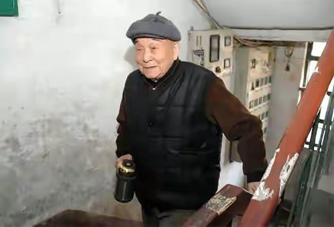 再深点灬舒服灬太大了动态视频 相关产品