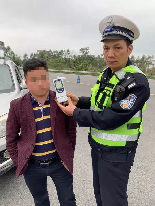 506寝室早早熄了灯 相关产品