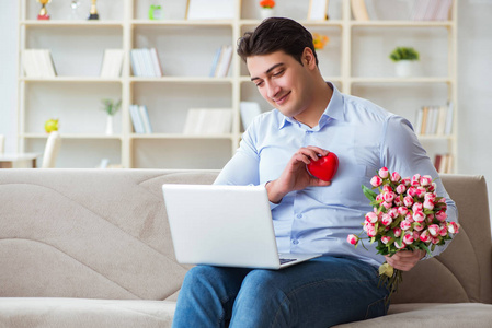 你是下一个 相关产品