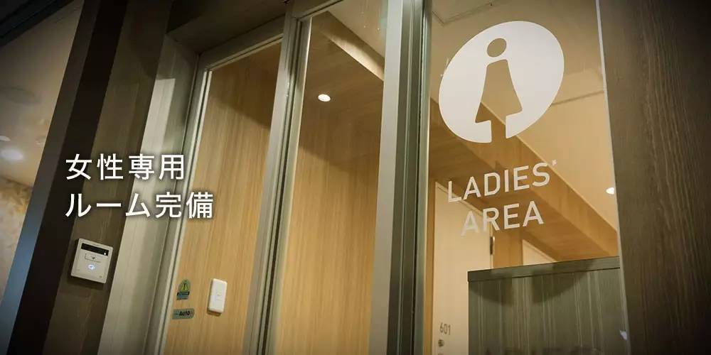 凌晨的捷克街头 相关产品