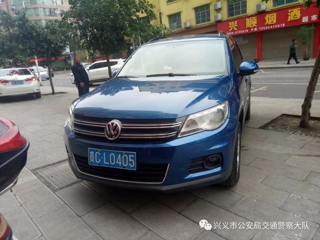 侧耳倾听 产品图片