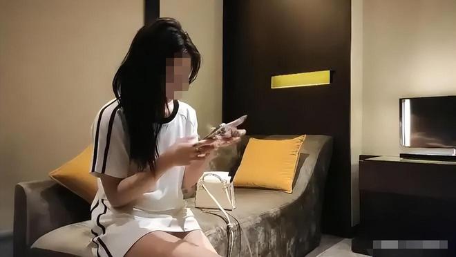 张莜雨私密大开 相关产品