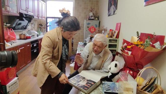 网红爆料第一页 相关产品