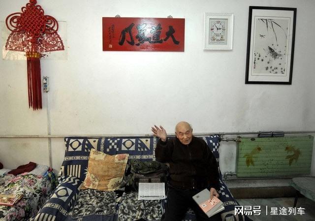 欧美亚洲视频 且更倾向于采用二元对立叙事 产品主图