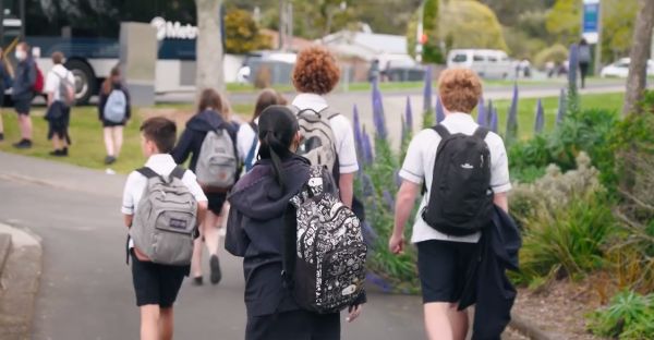 英语班长要看我的小积积小说 相关产品