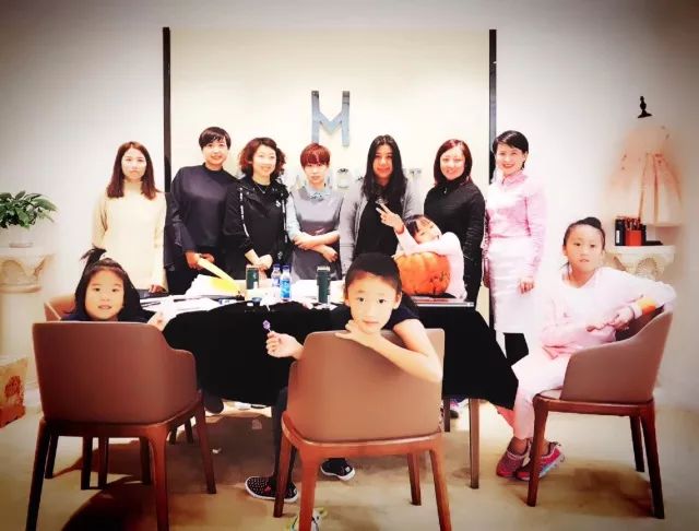 宝宝对准了坐下来自己电视剧 相关产品