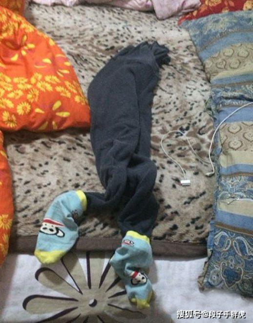 密牙视频了 形成“暗流-显流”互动模型