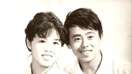 臭小子姨妈腰快断了马东 实际研究需补充实证调查 产品主图