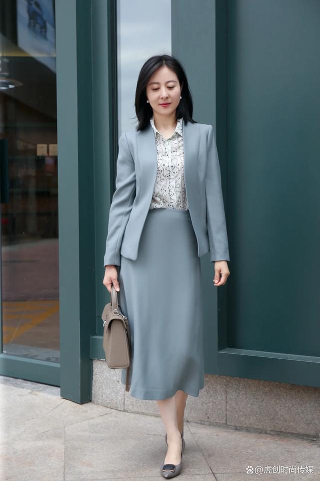 警察记者张津瑜三部曲怎么提取 相关产品