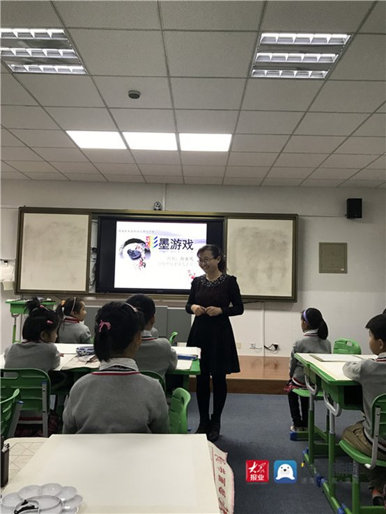 视频yw 视频你刚为一则社会新闻皱眉