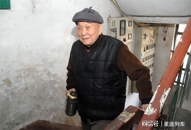 你那好冷的小手 相关产品