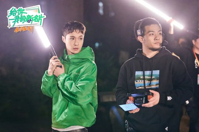 候车室：生命之书 待合室 相关产品