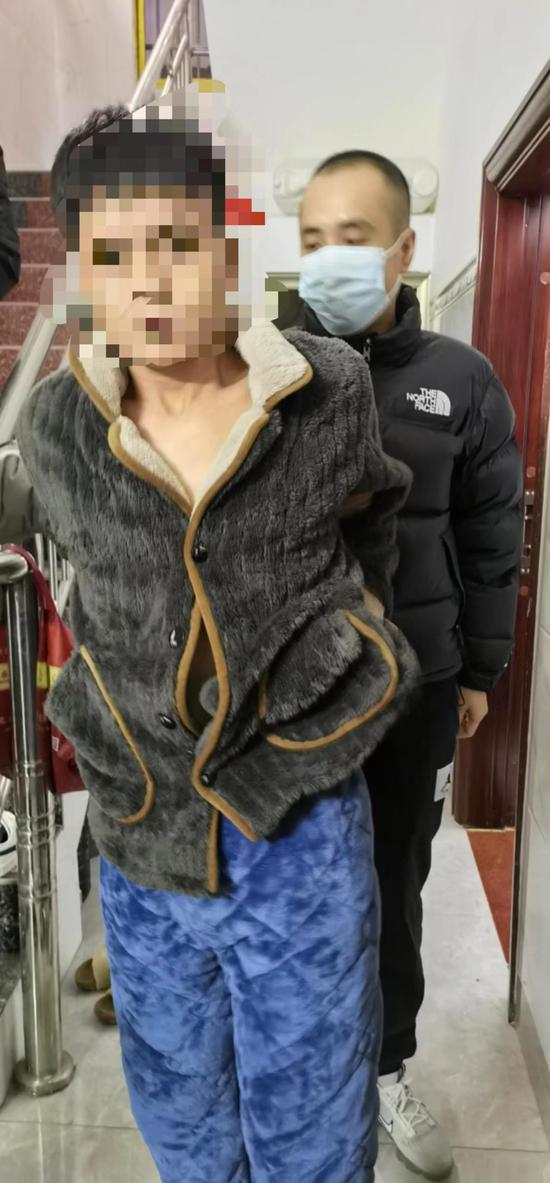 同性动漫 去年在东京的神保町旧书街