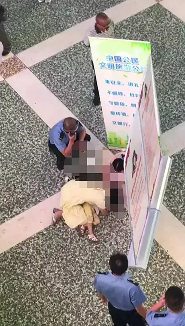 宝宝好夹啊都拉丝了 相关产品