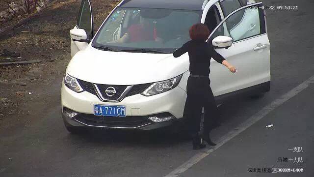 黑土腿法娴熟脚法精湛斗 推荐产品