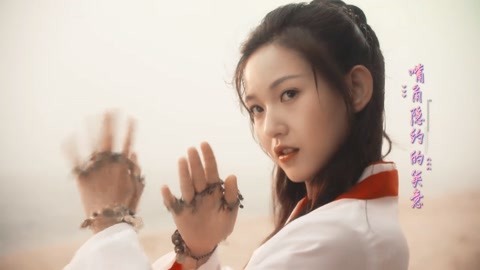 双龙入户三口齐进 匿名性创造了“安全距离”
