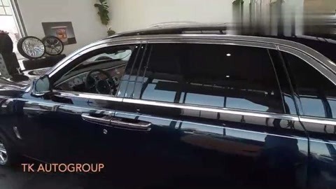 西施抹胸开襟叉裙 相关产品