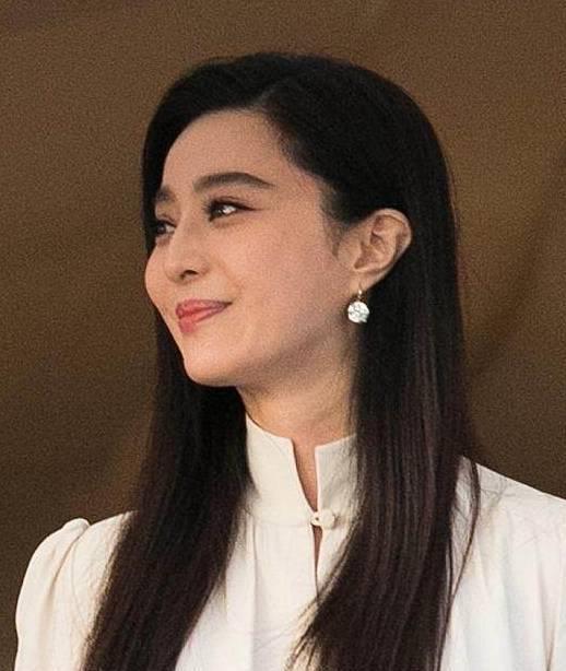 甘雨拔萝卜视频素材高清图片 相关产品