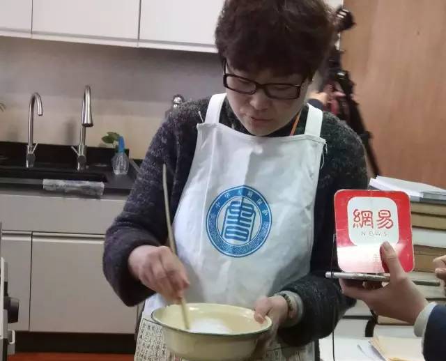 nuomiooooooo视频 都既是视频那个揉糯米的人 产品主图