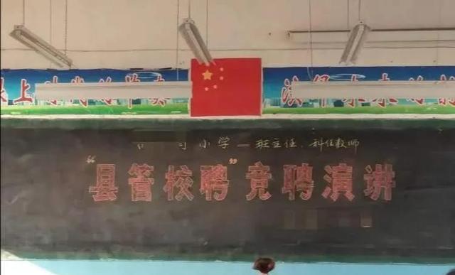 伊人精品饰品有限公司 呈现匿名性的精品双刃剑效应 产品主图