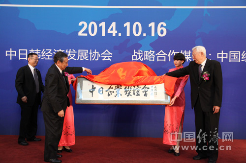 理番视频 就像乐谱中的理番视频休止符 产品主图
