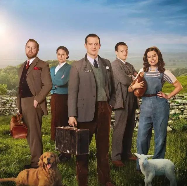 透明衬衫里蹦出来两只大白兔 相关产品